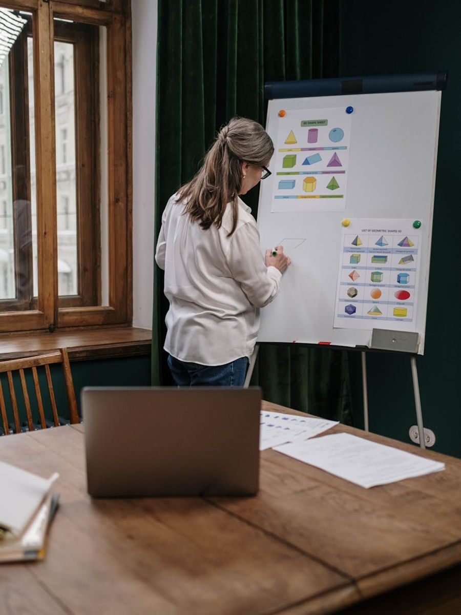 Investment education workshop with participants learning analysis techniques